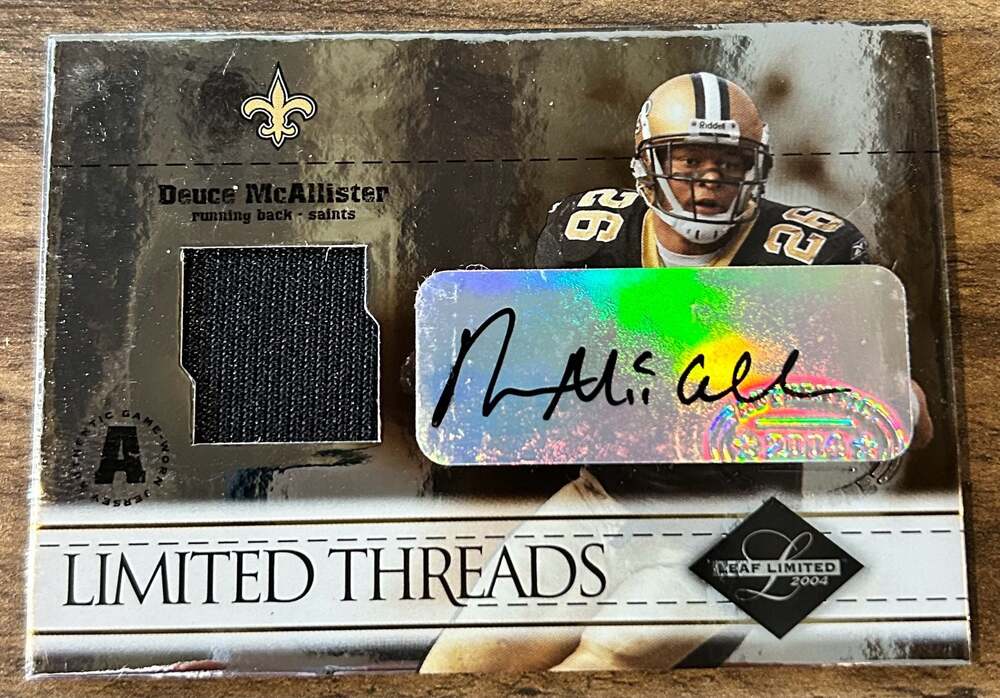 2004 Leaf Limited Deuce McAllister Threads Game-Worn Jersey Auto Card #023/100